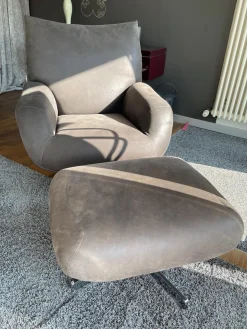 Edra Loungesessel|Sessel Chiara Leder PLX Tessuto 9620 Anthrazit Gestell Und Füße Stahl Verchromt Mit Hocker