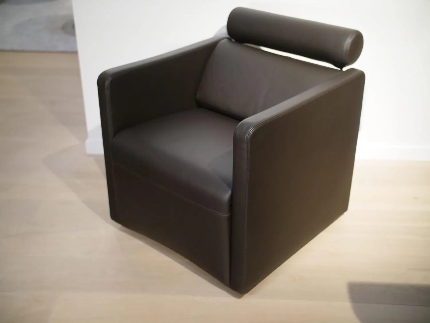 Erpo Relaxsessel|Sessel CL 332 Leder Mocca Inklusive Rückenrolle Doppelsteppnaht Und Drehteller