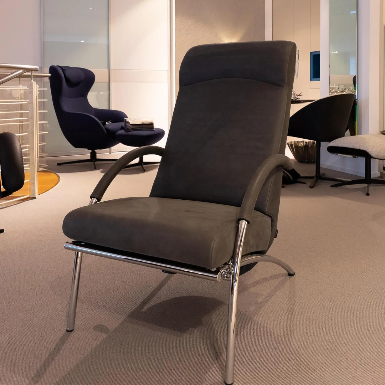 IP Design Relaxsessel|Sessel Curve Leder Yava Vulcano Kat. 2 Gestell Metall