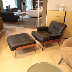 Minotti Loungesessel|Sessel Daiki Daip88ps Leder Aspen 01 Carbone Pelle Nature Schwarz Schale Palisander Mit Hocker