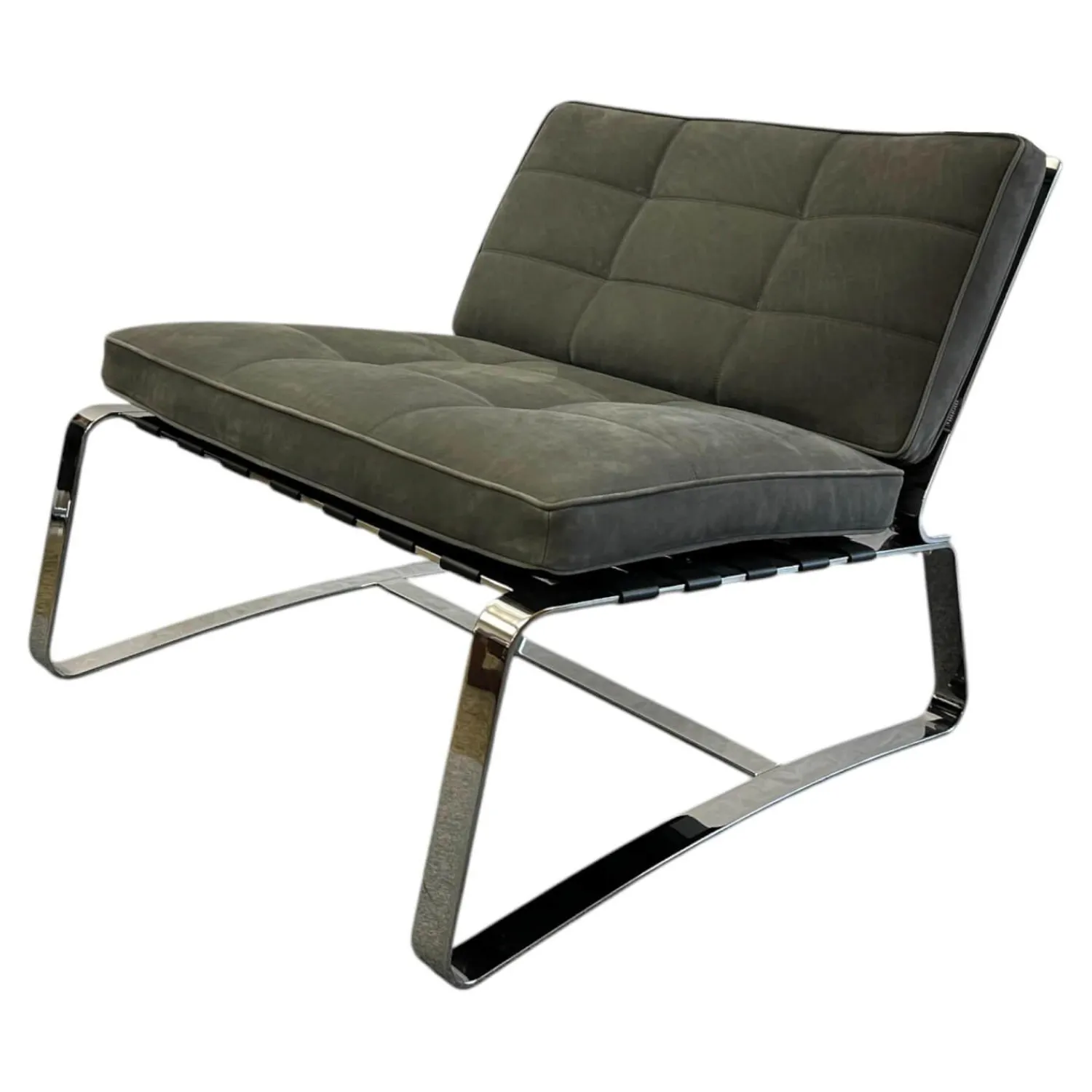 Minotti Loungesessel|Sessel Delaunay Quilt Nubukleder 11 Carbone Grau Kernledergurte Schwarz Gestell Glänzend Chrom