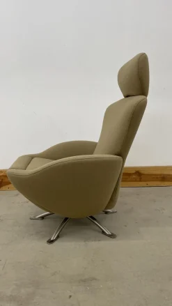 Cassina Relaxsessel|Sessel Dodo K10 Bezug Stoff Hallingdal Farbe 224 Verstellbar Im Rücken Und Fußbereich