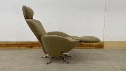 Cassina Relaxsessel|Sessel Dodo K10 Bezug Stoff Hallingdal Farbe 224 Verstellbar Im Rücken Und Fußbereich