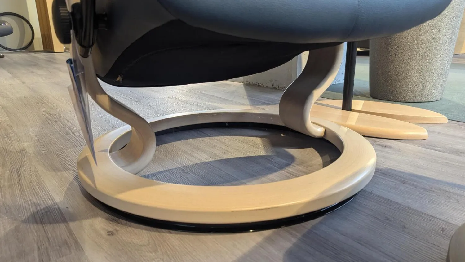 Stressless Relaxsessel|Sessel Dover Leder Batick 093 Atlantic Blue 73 Grau Gestell Holz Whitewash 12 Mit Hocker