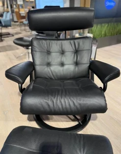 Stressless Relaxsessel|Sessel Erik L Leder Cori Black Schwarz Gestell Signature Metall Schwarz Matt Inklusive Hocker