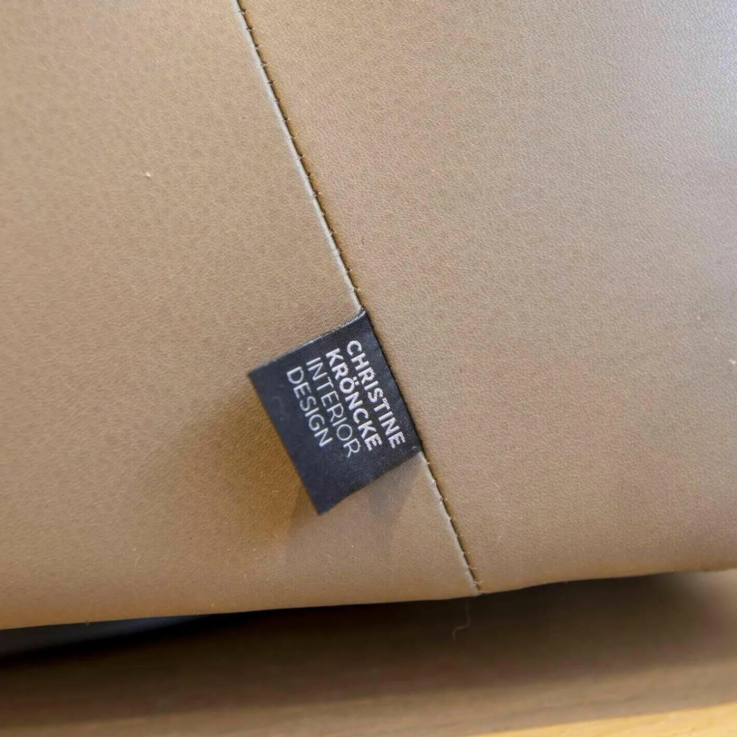 Christine Kröncke Relaxsessel|Sessel Ernest Leder Nappa Ash Braun Grau