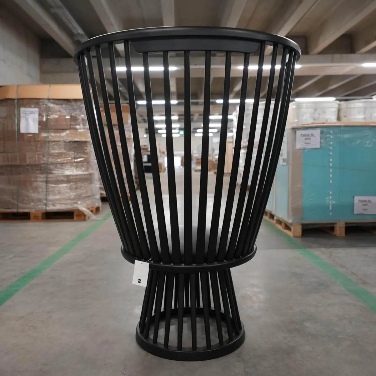 Tom Dixon Einzelstühle|Sessel Fan Chair Indigo Bezug Leder Ash Schwarz Gestell Holz Schwarz