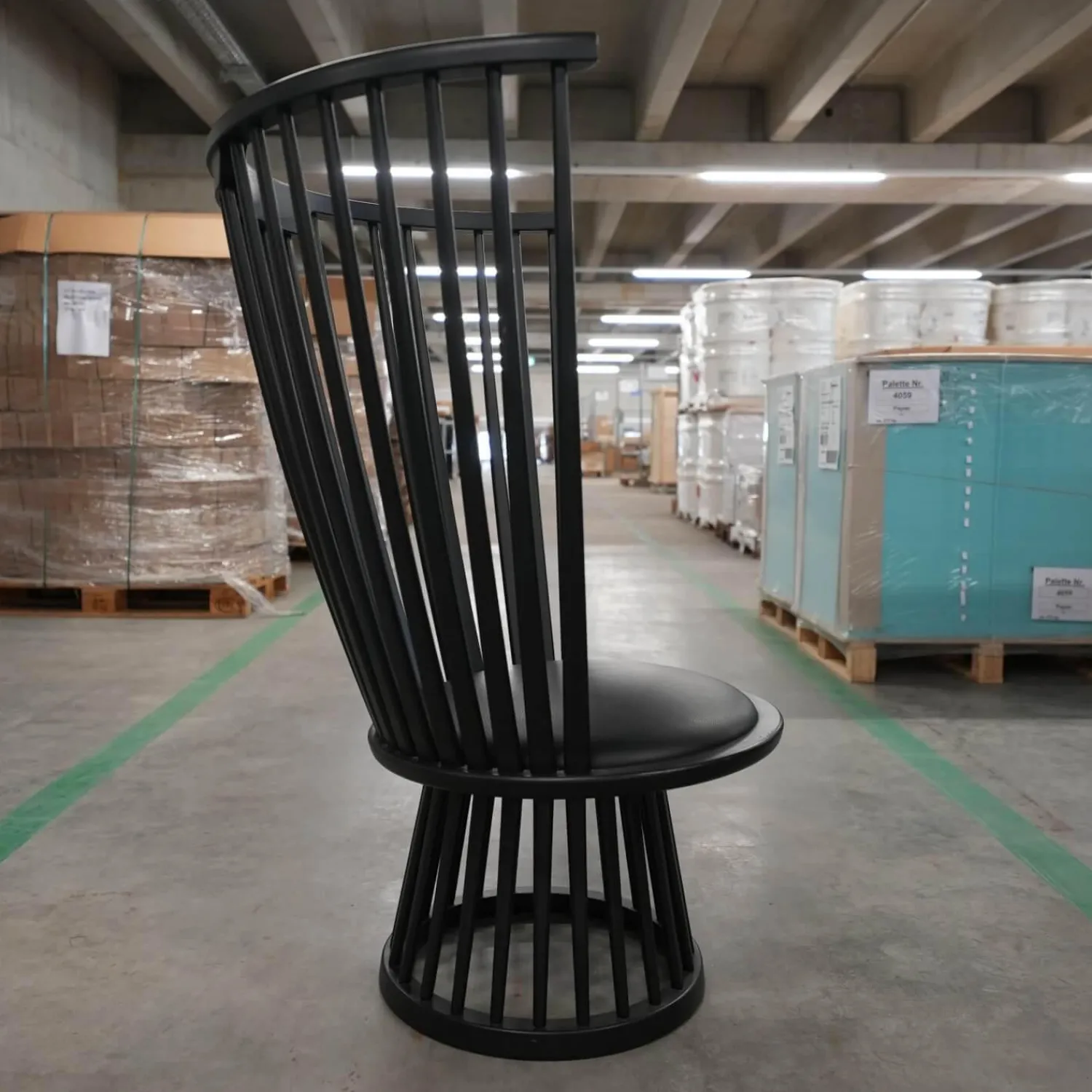 Tom Dixon Einzelstühle|Sessel Fan Chair Indigo Bezug Leder Ash Schwarz Gestell Holz Schwarz