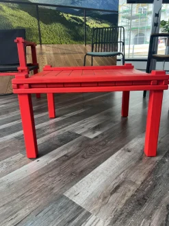 COR Loungemöbel|Sessel Farmer Stoff 5094 Schwarz Gestell Esche Geölt Pulver Rot P150 Mit Kunststoffgleitern Inklusive Tisch