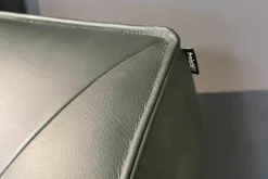 freistil Rolf Benz Loungesessel|Sessel Freistil 132 Nappa Leder 9047 Braungrün Stahl Rundrohrfuß Lackiert RAL 9005 Tiefschwarz Schwarz