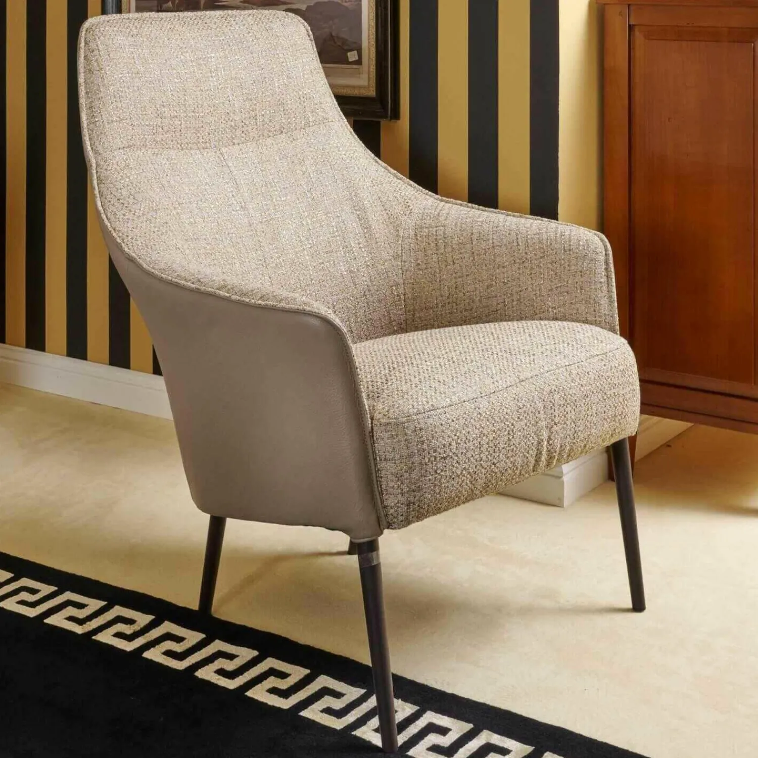 Jori Relaxsessel|Sessel Fuga Hoch Bezug Innen Stoff James C0013 Außen Leder Lipano Taupe