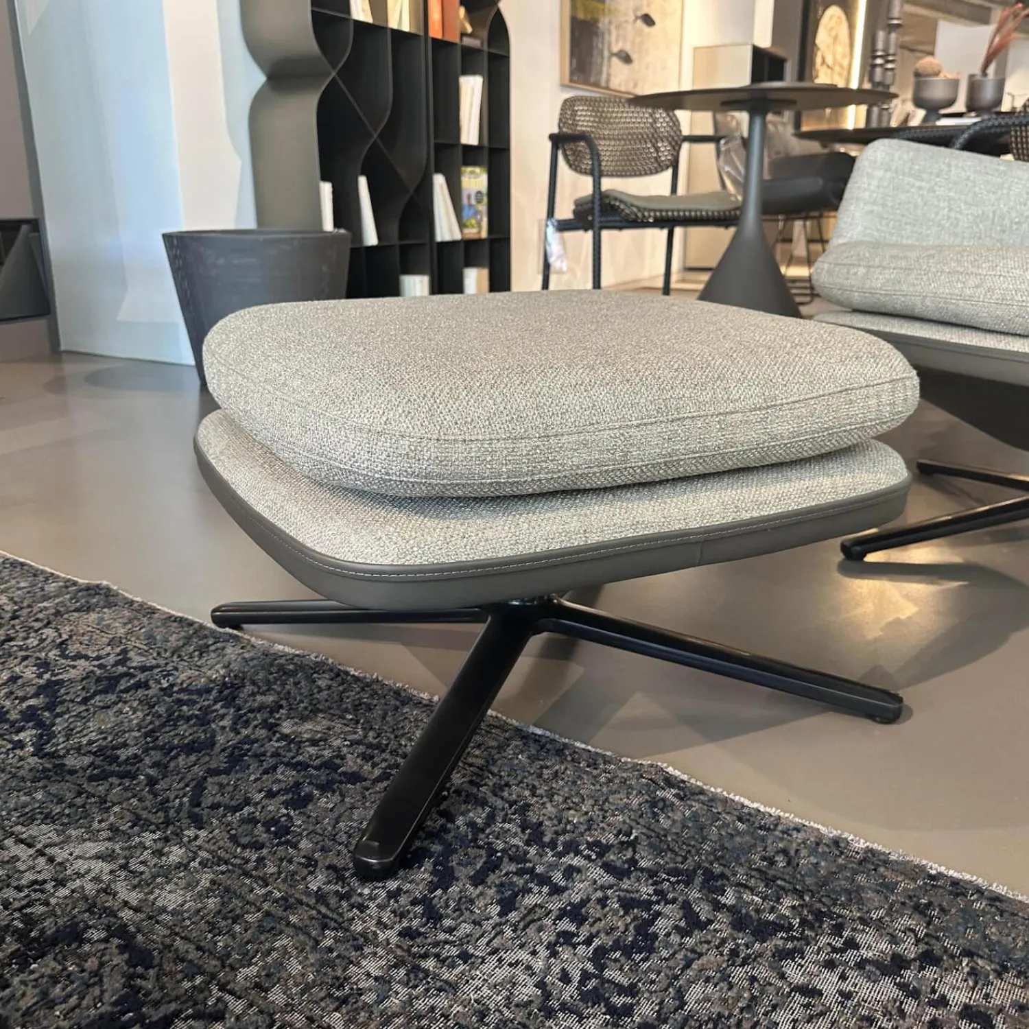 Vitra Relaxsessel|Sessel Grand Relax Schale Leder Forte Decor Umbra Grau Innen Stoff Corsaro Bambus Melange Grau Mit Hocker