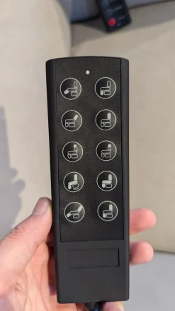 Hukla Relaxsessel|Sessel Hathi Leder Vivre Alu Grau Fuß V4 Edelstahl Mit Verstellung 2 Motorisch Und Aufstehhilfe Sowie Sitz und Rückenheitzung