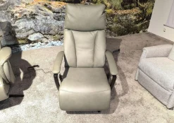 Hukla Relaxsessel|Sessel Henning Leder BelVita Olive 59 Beige Sternfuß Schwarz Inklusive Motorischer Verstellung