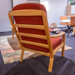 Dyrlund Relaxsessel|Sessel Hoch DY 1260H Stoff Comfort 0028 Rot Kernbuche Geölt