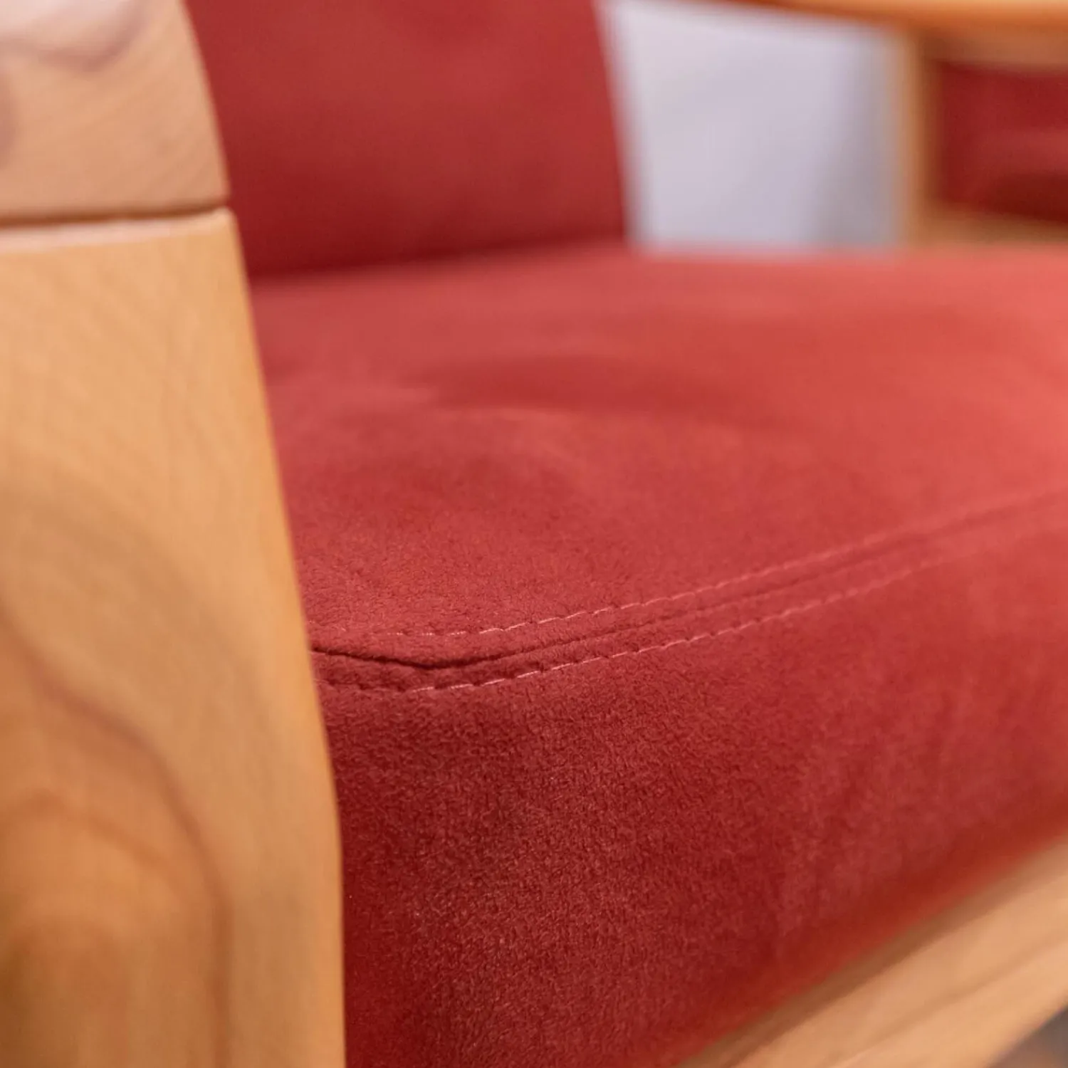 Dyrlund Relaxsessel|Sessel Hoch DY 1260H Stoff Comfort 0028 Rot Kernbuche Geölt