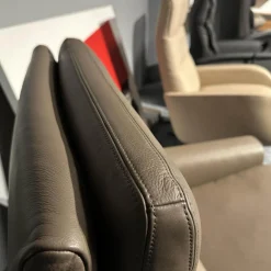 Erpo Relaxsessel|Sessel Hocker Soho Extra Hoch Leder 42 560 Fango Metallkufe Hochglanz Poliert Mit Aufstehhilfe Inklusive Hocker