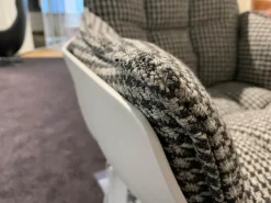 B&B Italia Einzelstühle|Relaxsessel|Sessel Husk Stoff Scozia 2489151 Grau Gestell Weiß Lackiert Ohne Drehfunktion