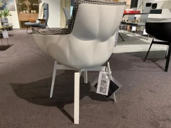 B&B Italia Einzelstühle|Relaxsessel|Sessel Husk Stoff Scozia 2489151 Grau Gestell Weiß Lackiert Ohne Drehfunktion