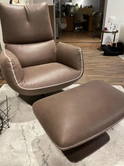 COR Relaxsessel|Sessel Jalis Leder 492 Dunkelbraun mit drehbarem Tellefuß und Hocker