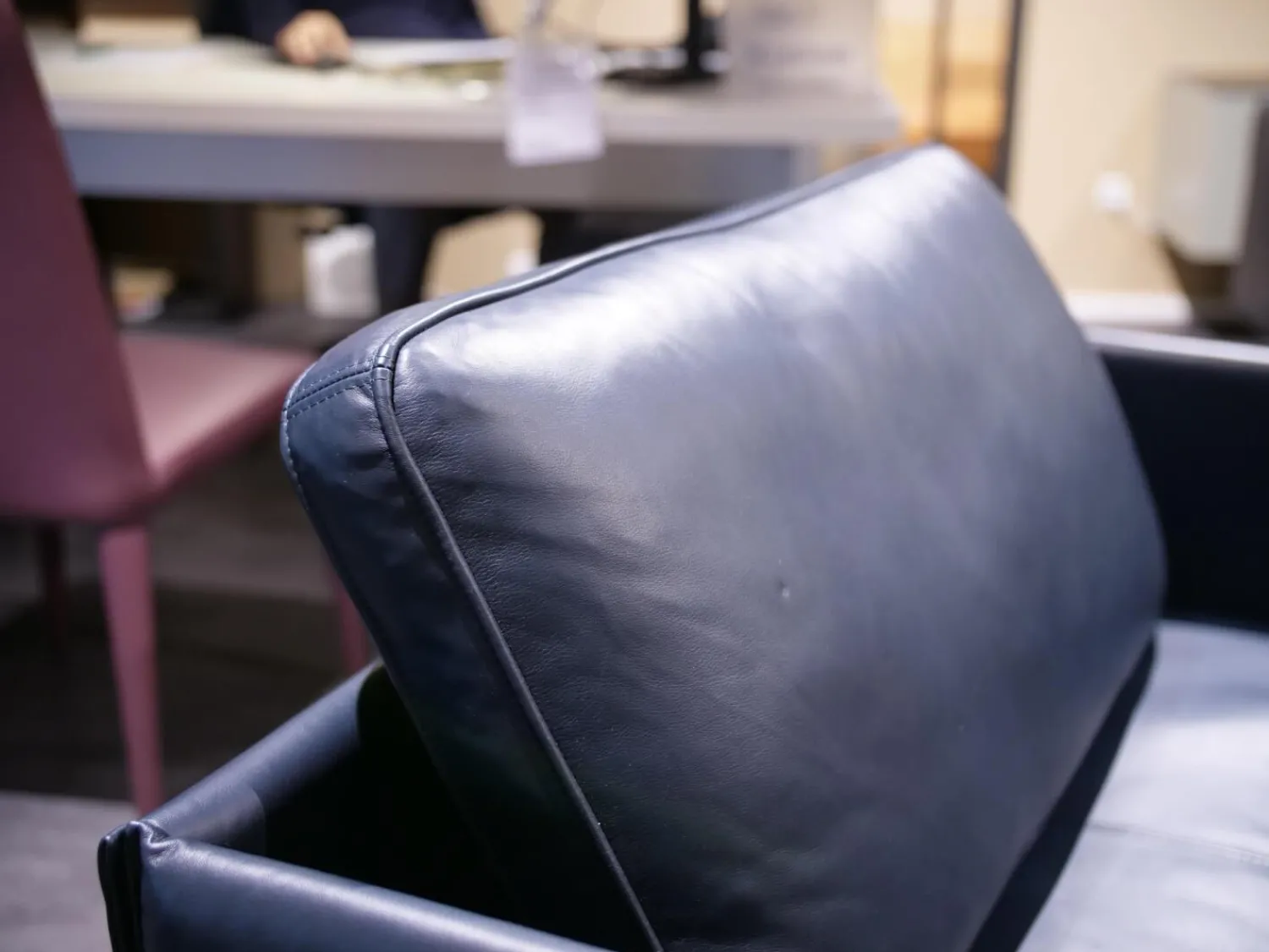 Rolf Benz Loungesessel|Sessel Liv Smart Leder 42 103 Dunkel Schwarz Blau Gestell Aluminium RAL 9017 Verkehrsschwarz Pulverbeschichtet