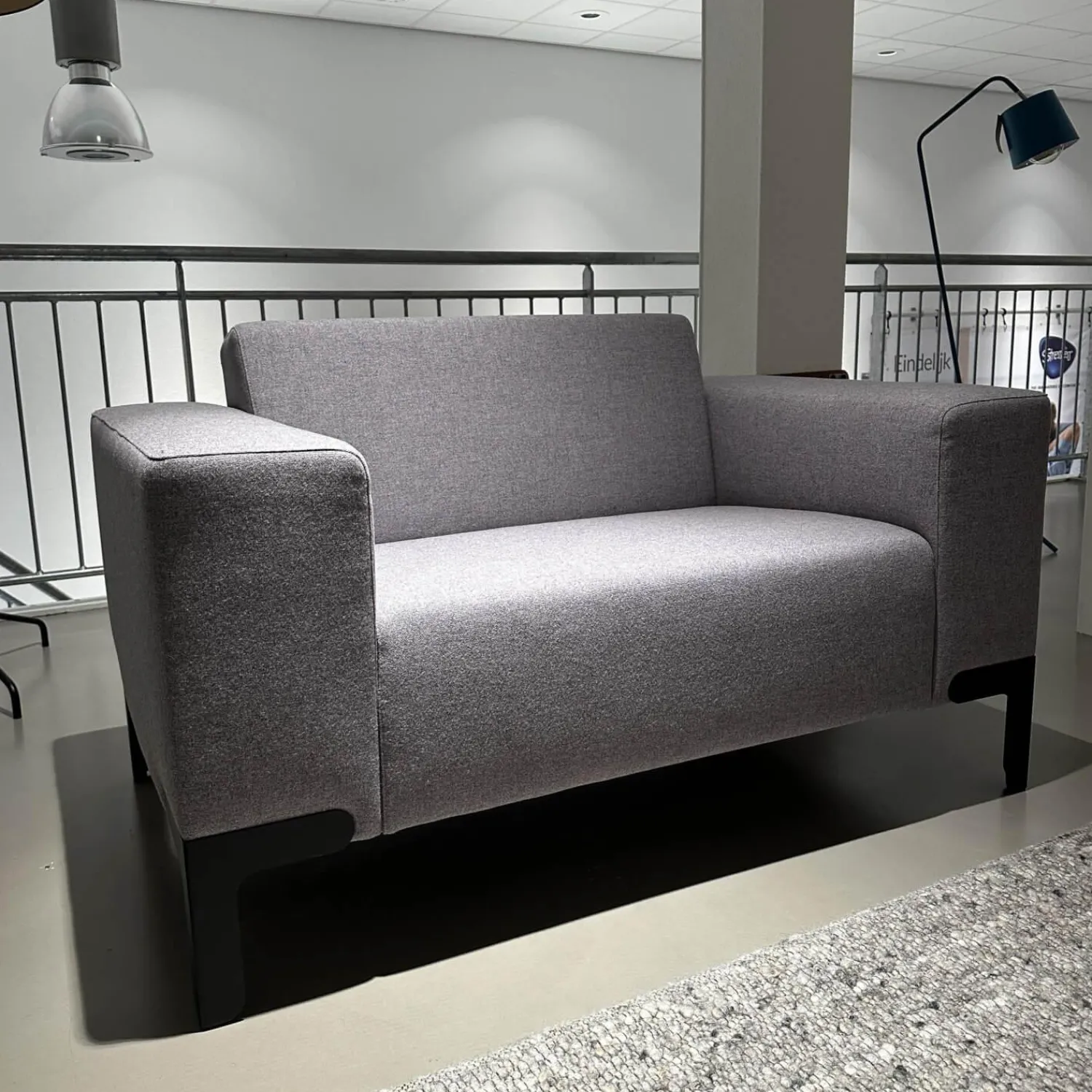 Havee Meubelen Loungesessel|Sessel Loveseat Foldy Stoff Tonica 633 Grau Füße Stahl Schwarz RAL9005