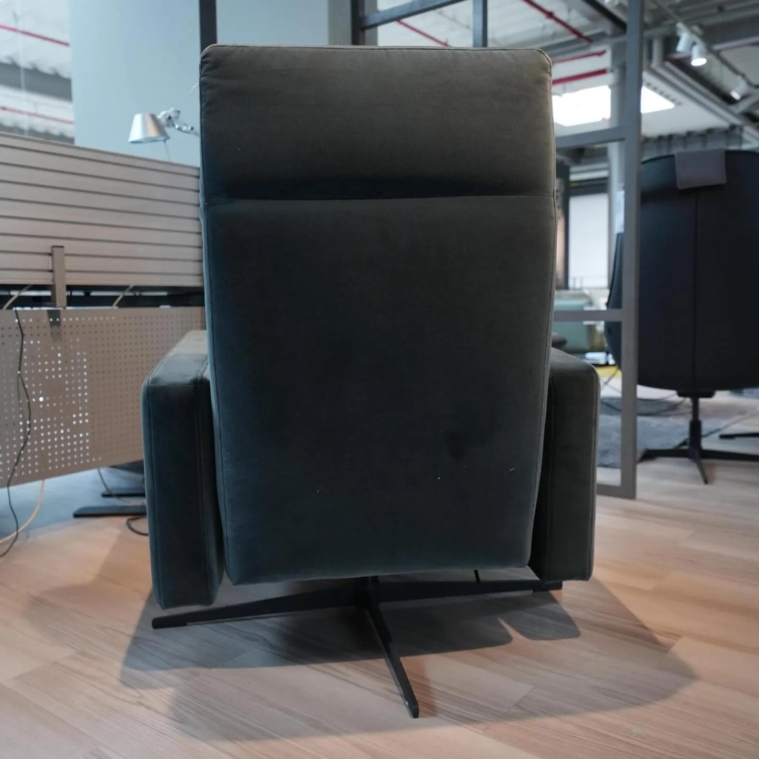 Rolf Benz Fernsehsessel|Sessel L-SE EL 571 Stoff 18.225 Graublau Sternfuß Metall Verkehrsschwarz Inkl. Elektrische Verstellung Mit Akku