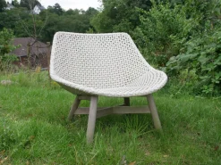 DEDON Loungemöbel|Sessel Mbrace Club Chair Outdoor Geflechtfarbe 140 Sea Salt Weiß-Grau Teakgestell Mit Sitzkissen Stoff Natura Laurel Cremeweiß