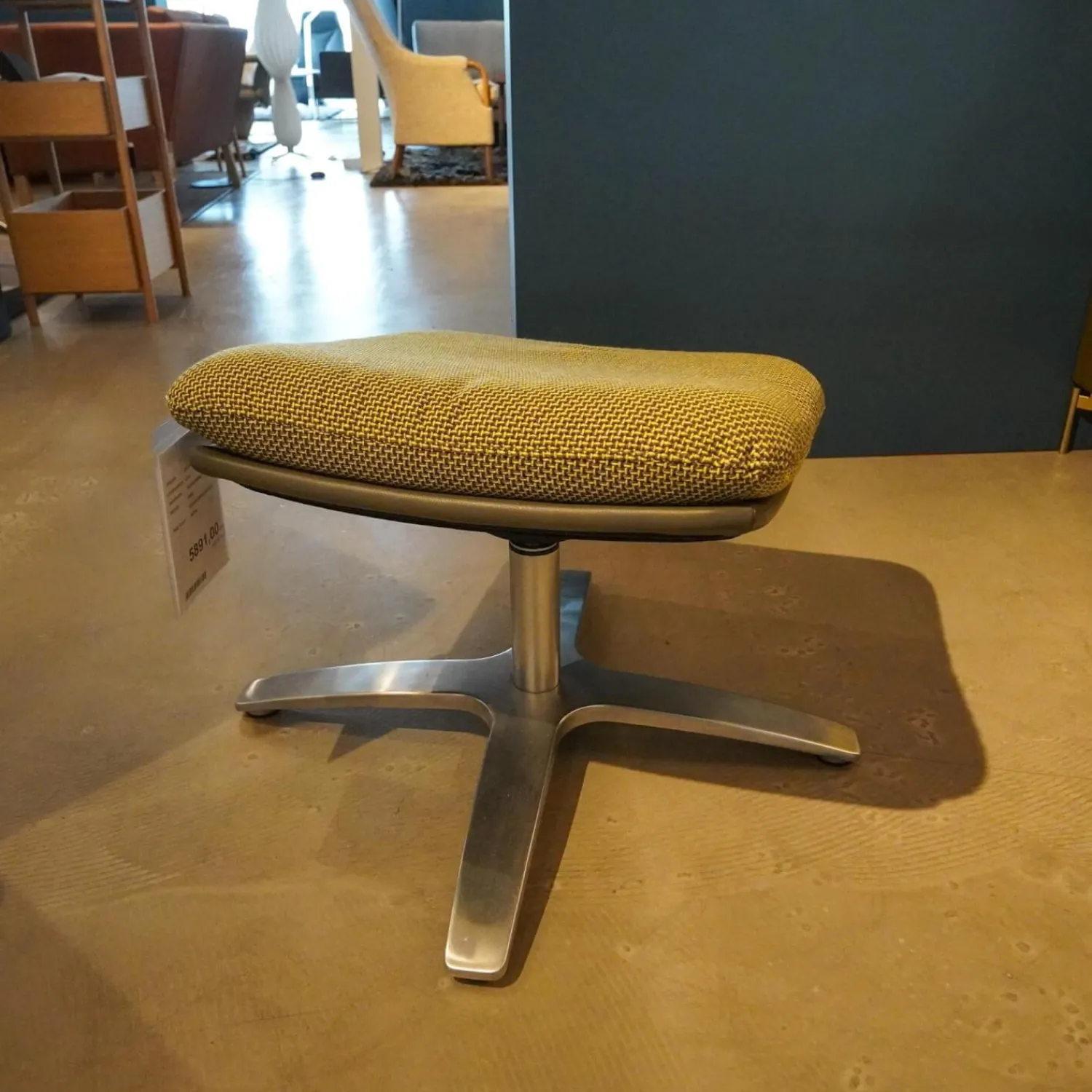 Berg Furniture Relaxsessel|Sessel Mit Hocker Nasa Stoff Grün Gemustert Arm Und Rückenlehne Dunkelgraues Leder