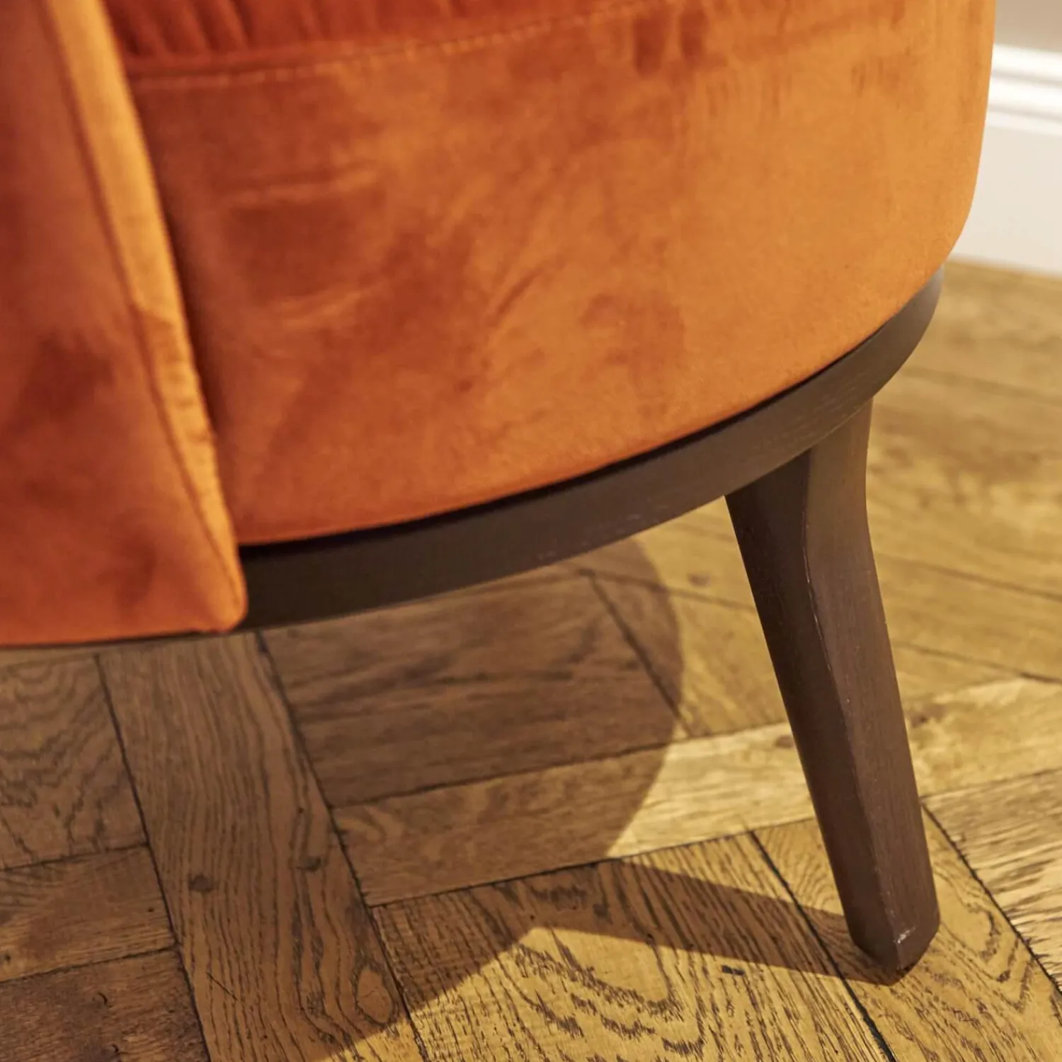 Bielefelder Werkstätten Couchtische|Sessel Polo Cocktail Stoff Amica A-161 Orange Untergestell Eiche Antik Mit Drehfunktion Und Rückholmechanik