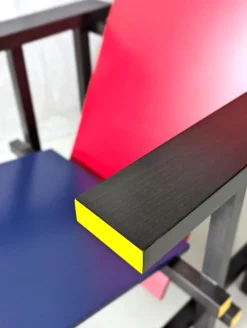 Cassina Loungesessel|Sessel Red and Blue Schichtholz Birke und Furnier Buche Mattglanz Blau Und Rot Gestell Buche Massiv Mattschwarz