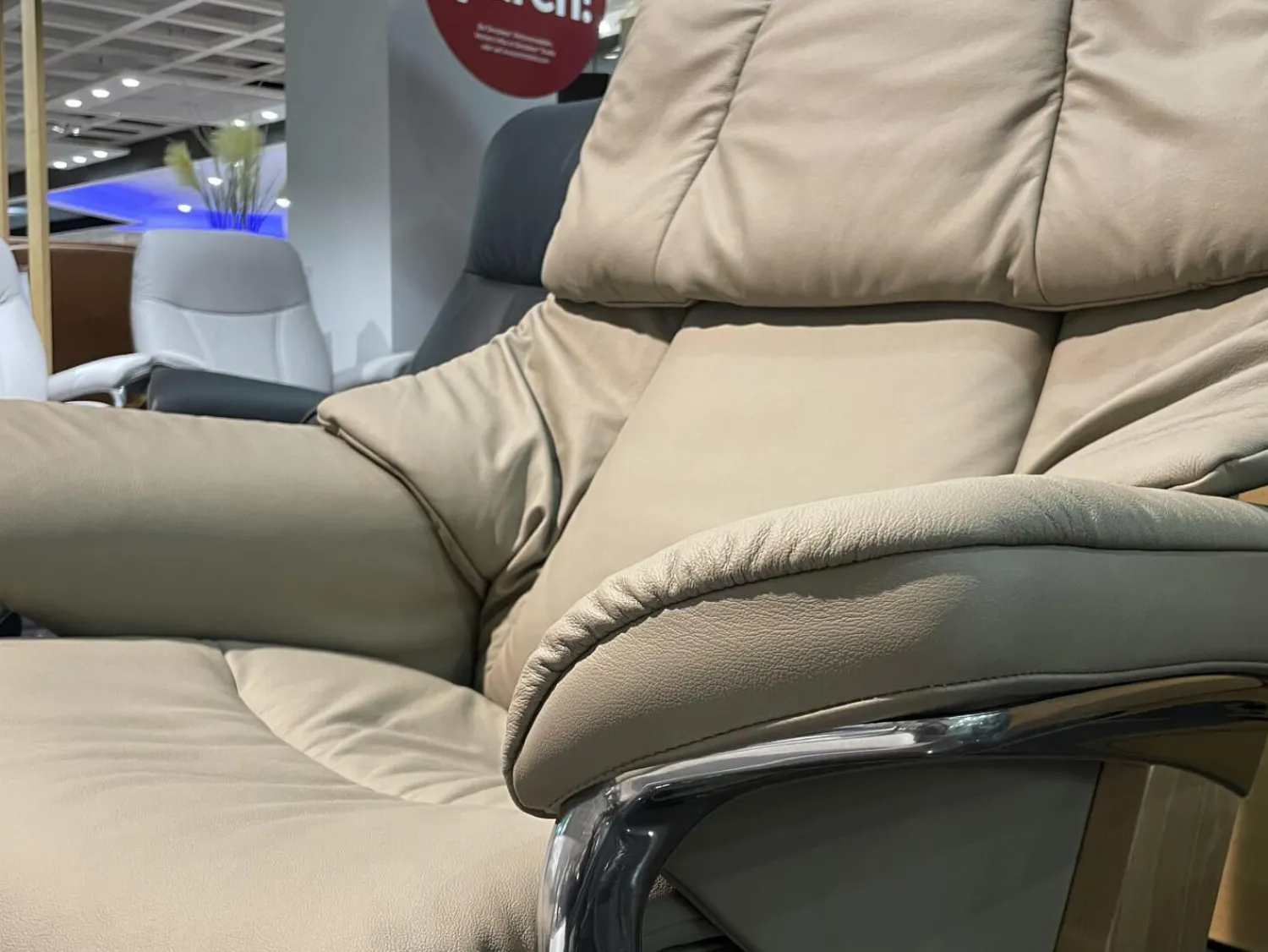 Stressless Relaxsessel|Sessel Reno M Leder Paloma 094 Mushroom 45 Braun Gestell Cross Metall Chrom Mit Hocker