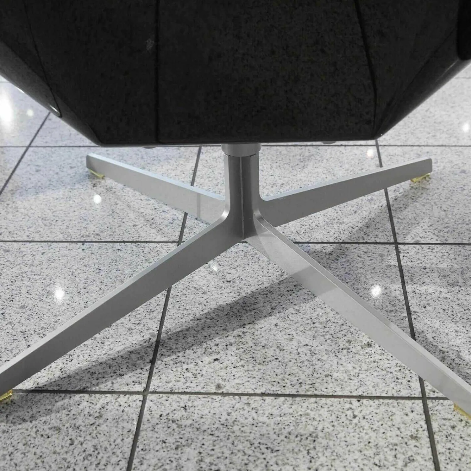 Fritz Hansen Relaxsessel|Sessel Space JI 11 Schwarz Hochglanz Softleder Cognacfarbig Kat. 6