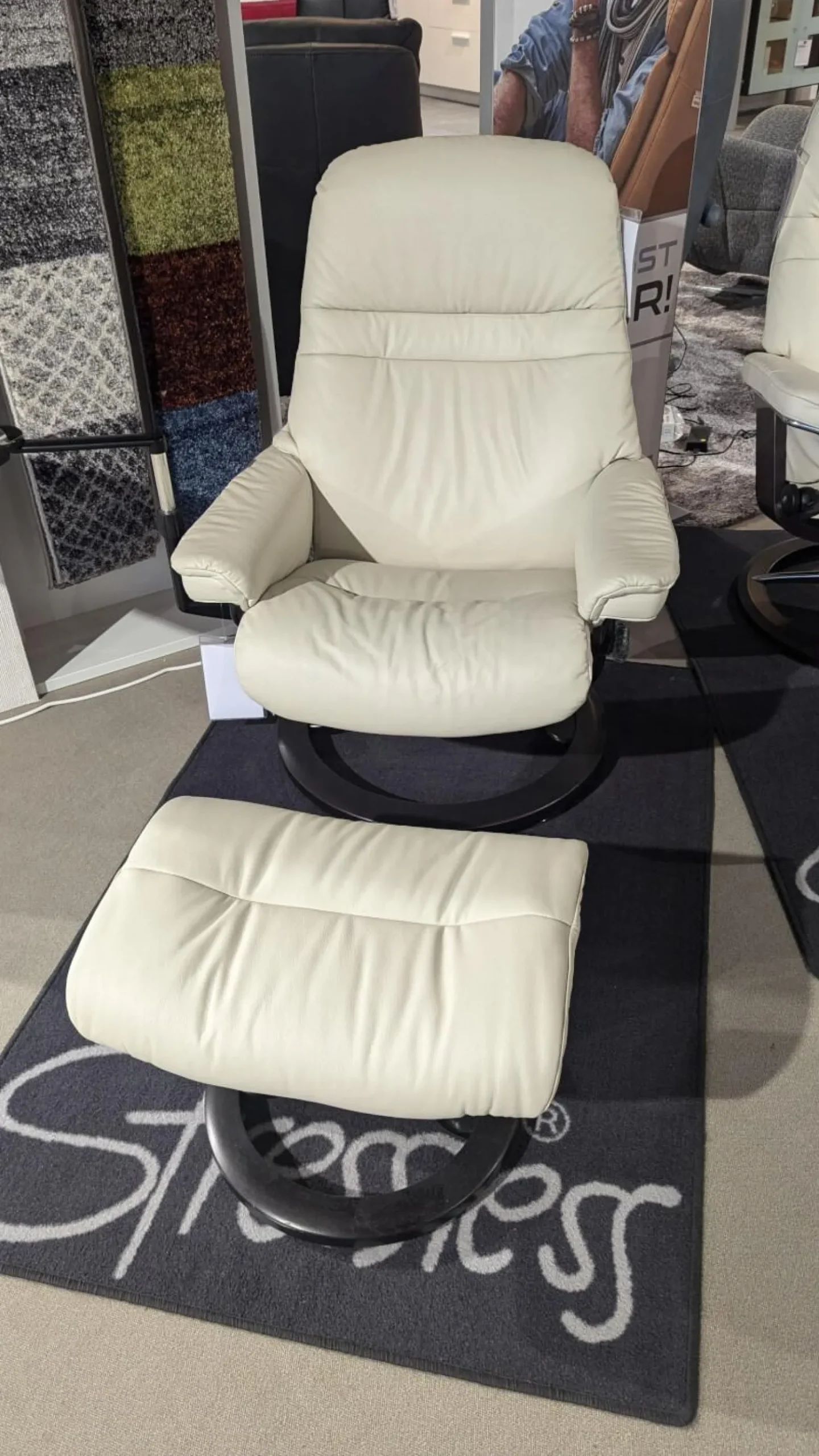 Stressless Relaxsessel|Sessel Sunrise M Leder Paloma Light Grey Grau Gestell Classic Wenge Schwarz Mit Hocker