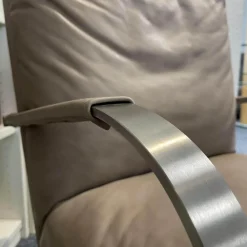 Signet Relaxsessel|Sessel Und Hocker Gin Bezug Leder Rancho Lava Mit Metallarmlehnen