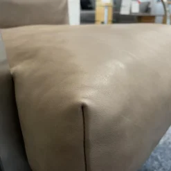 Signet Relaxsessel|Sessel Und Hocker Gin Bezug Leder Rancho Lava Mit Metallarmlehnen