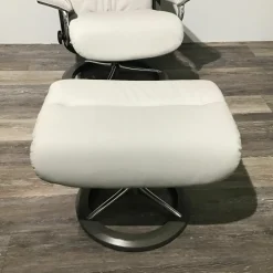 Stressless Relaxsessel|Sessel View Leder Batick Platinum Grey Gestell Signature Grau mit Hocker