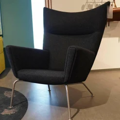 Carl Hansen & Søn Relaxsessel|Sessel Wingchair CH445 Stoff Divina Schwarz Gestell Silber