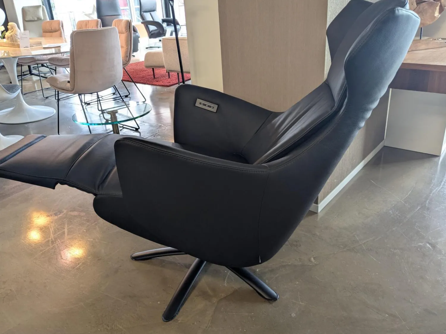 WK Wohnen Relaxsessel|Sessel WK687 Bosso 7321 Leder Dino Schwarz mit motorischen Funktionen