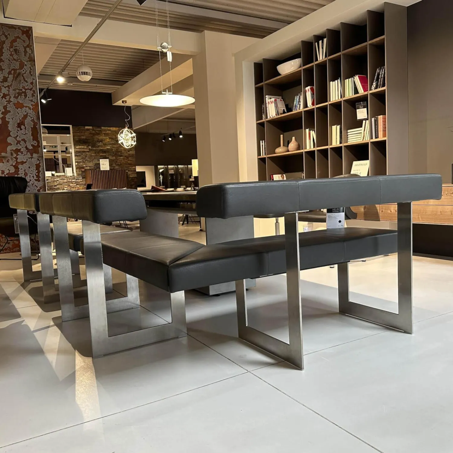 Kolini Bänke|Set Eckbank K122 Steel LEder Montana in 1241 Graphit Gestell Edelstahl