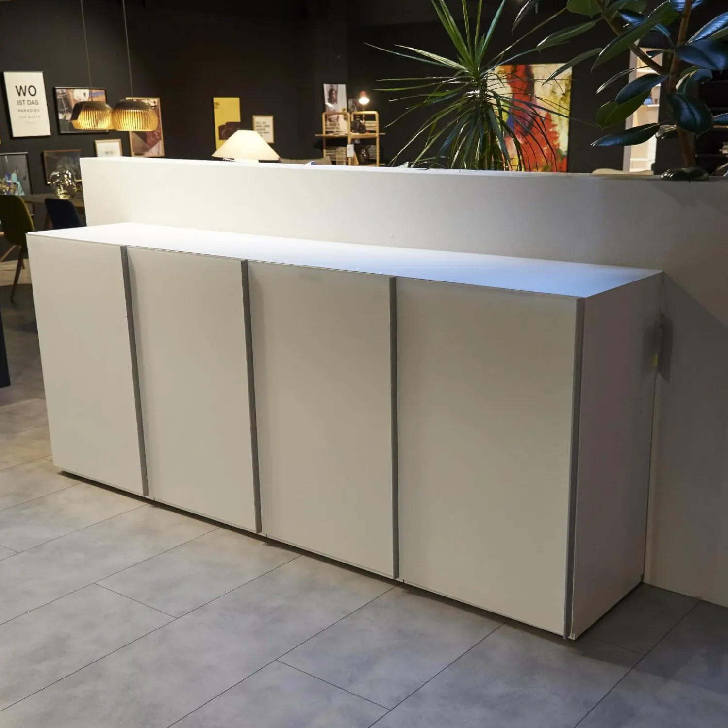 Kettnaker Kommoden & Sideboards|Sideboard Alea Lack Weiß Front Und Abdeckplatte Glas Matt Weiß Griffe Alu Matt