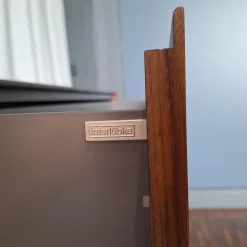 Interlübke Kommoden & Sideboards|Sideboard Cube Nussbaum Canela Geölt Lederauflage Dunkelbraun Sockel Grau