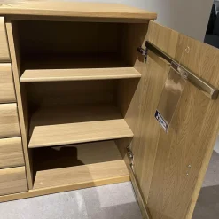 Rietberger Möbelwerke Kommoden & Sideboards|Sideboard Kiana 66174 Eiche Massiv 2206 Sand Mit Wandboard Und Beleuchtung