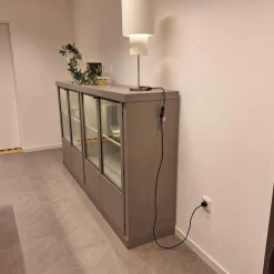 Form Exclusiv Kommoden & Sideboards|Sideboard Madison 4-türig Korpus Eiche Grau Gebeizt Türen Glas Mit Beleuchtung