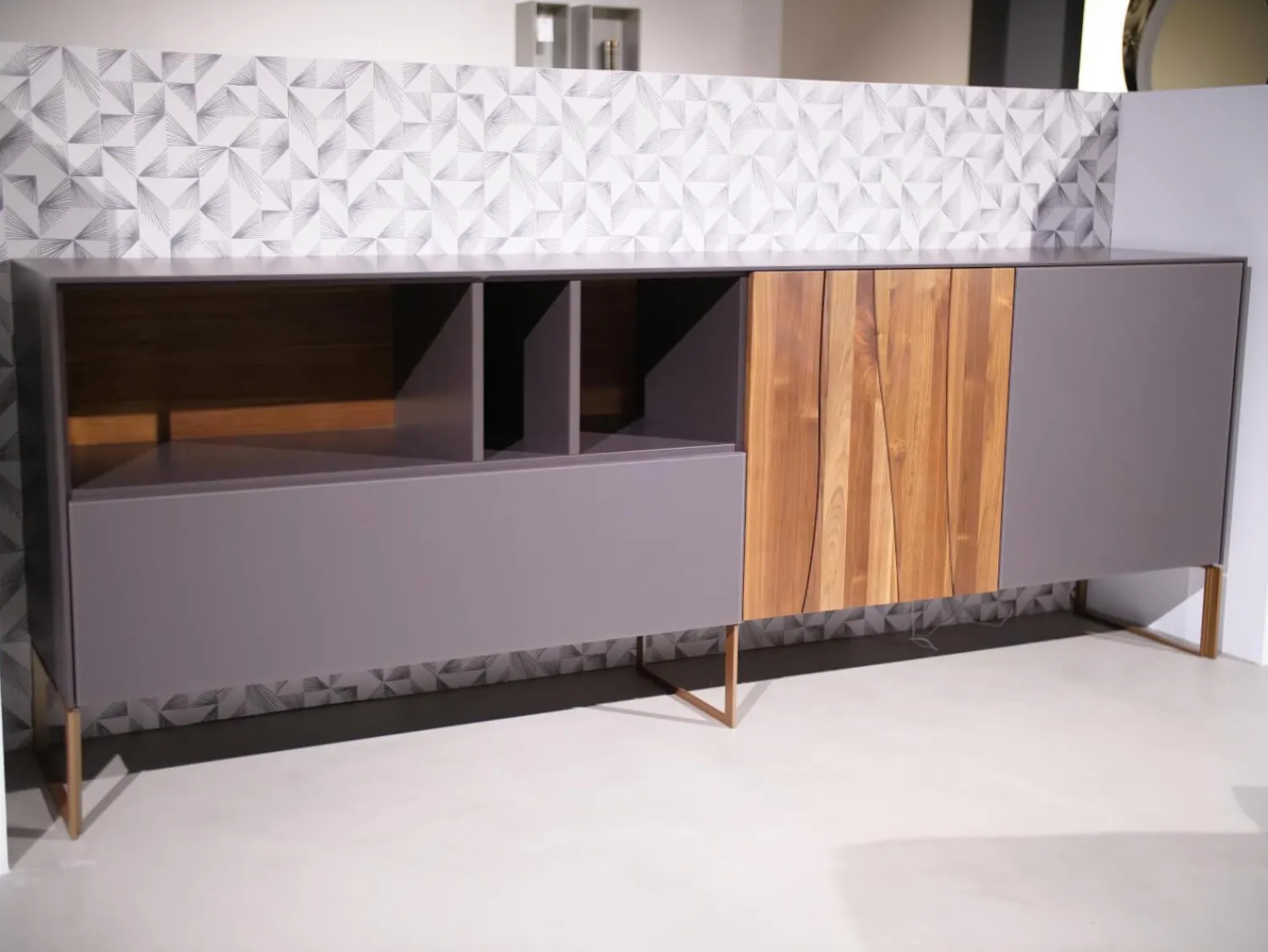 Anrei Kommoden & Sideboards|Sideboard Mileto Astnussbaum Massiv Lack Zartbitter Anthrazit Inklusive Beleuchtung