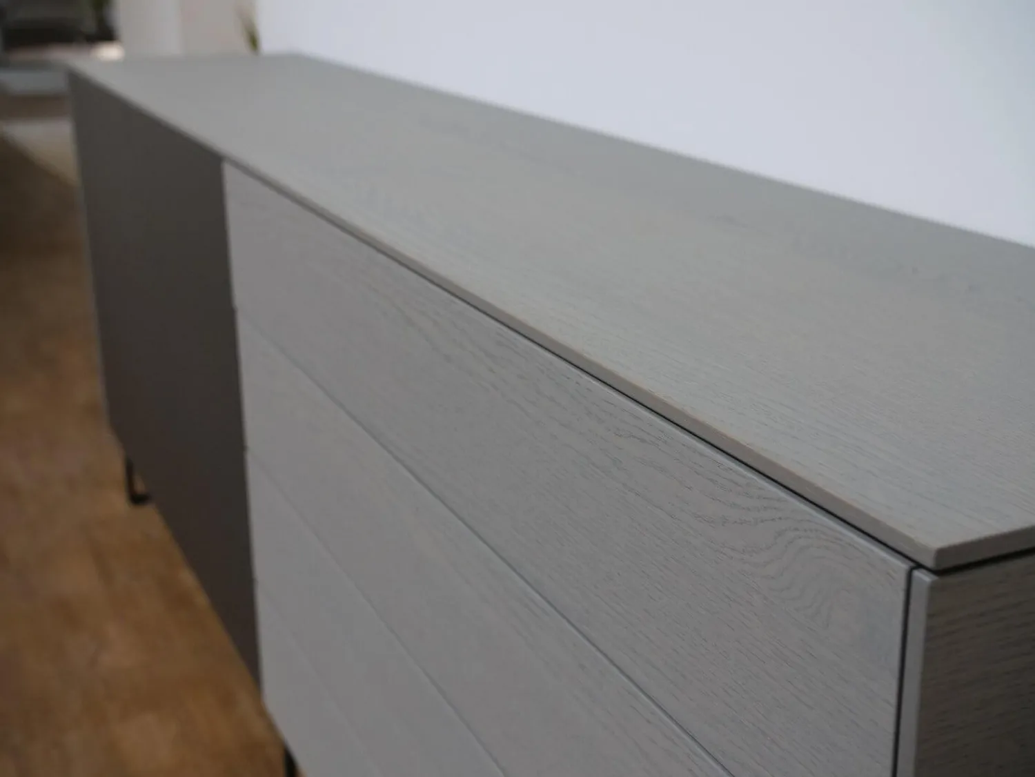 WK Wohnen Kommoden & Sideboards|Sideboard Modell Wk 420 Viva in Eiche Grau Mattglas Lack Schwarz mit push top open