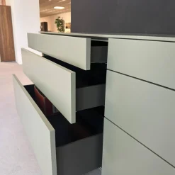 Hülsta Kommoden & Sideboards|Sideboard Neo Lack NCS S4010 Mintgrün Grün Matt Gestell Metall Chrom Glänzend