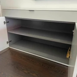 form1 Kommoden & Sideboards|Sideboard Pulse Stehend Außen A02 Ice Mattlack Innen A25 Taupe Mattlack