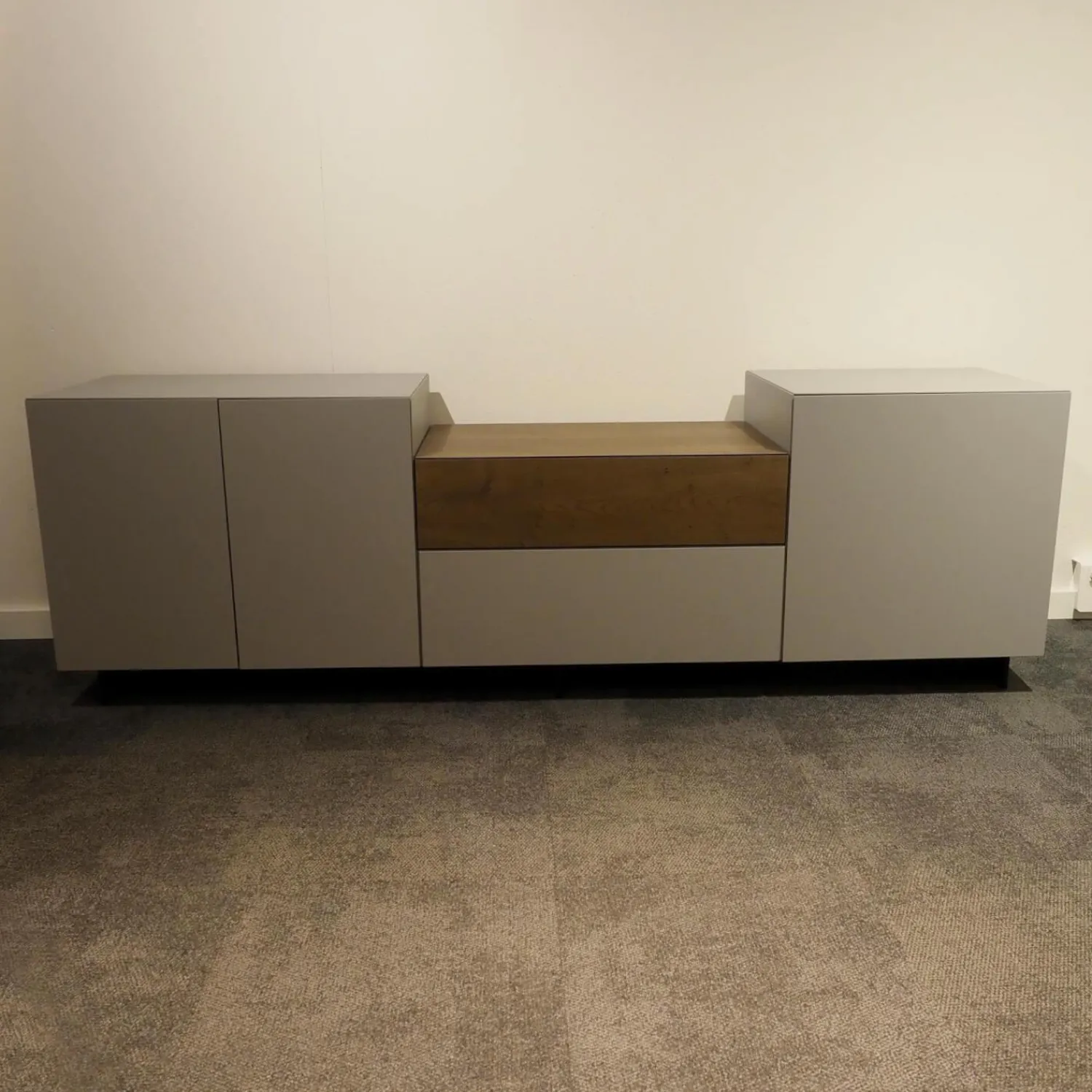 Vifian Kommoden & Sideboards|Sideboard Pure Lack Kopenhagen Grau Matt Schubaldenaufsatz MDF Schwarz Eiche Vergraut