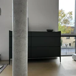 Rimadesio Kommoden & Sideboards|Sideboard Self Bold Glas Matt Verde Lichte 147 Grün Gestell Metall Verde Lichte 314 Grün Lackiert